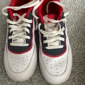 Nike air forces took very care off